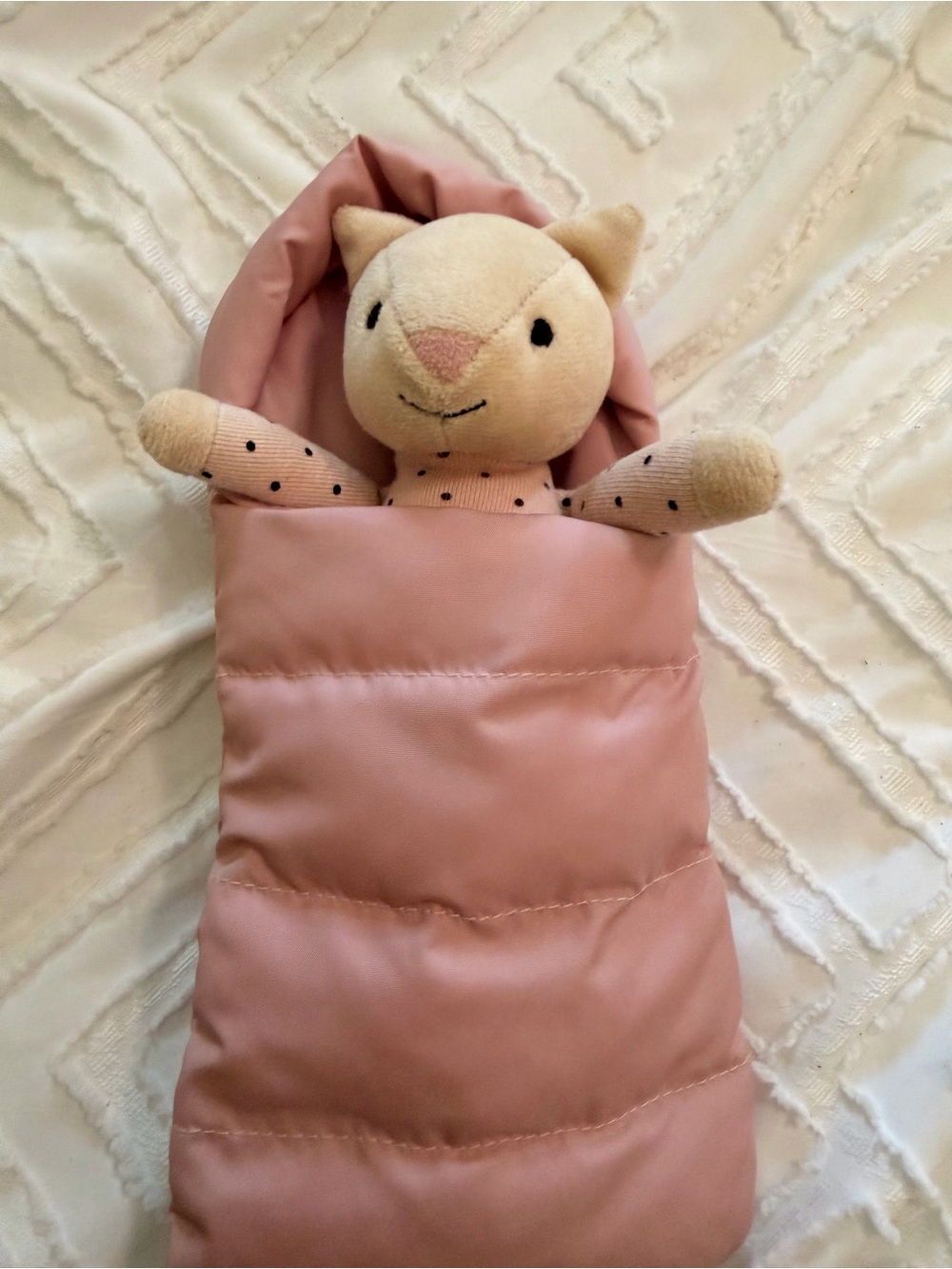 Snuggler Cat NWT